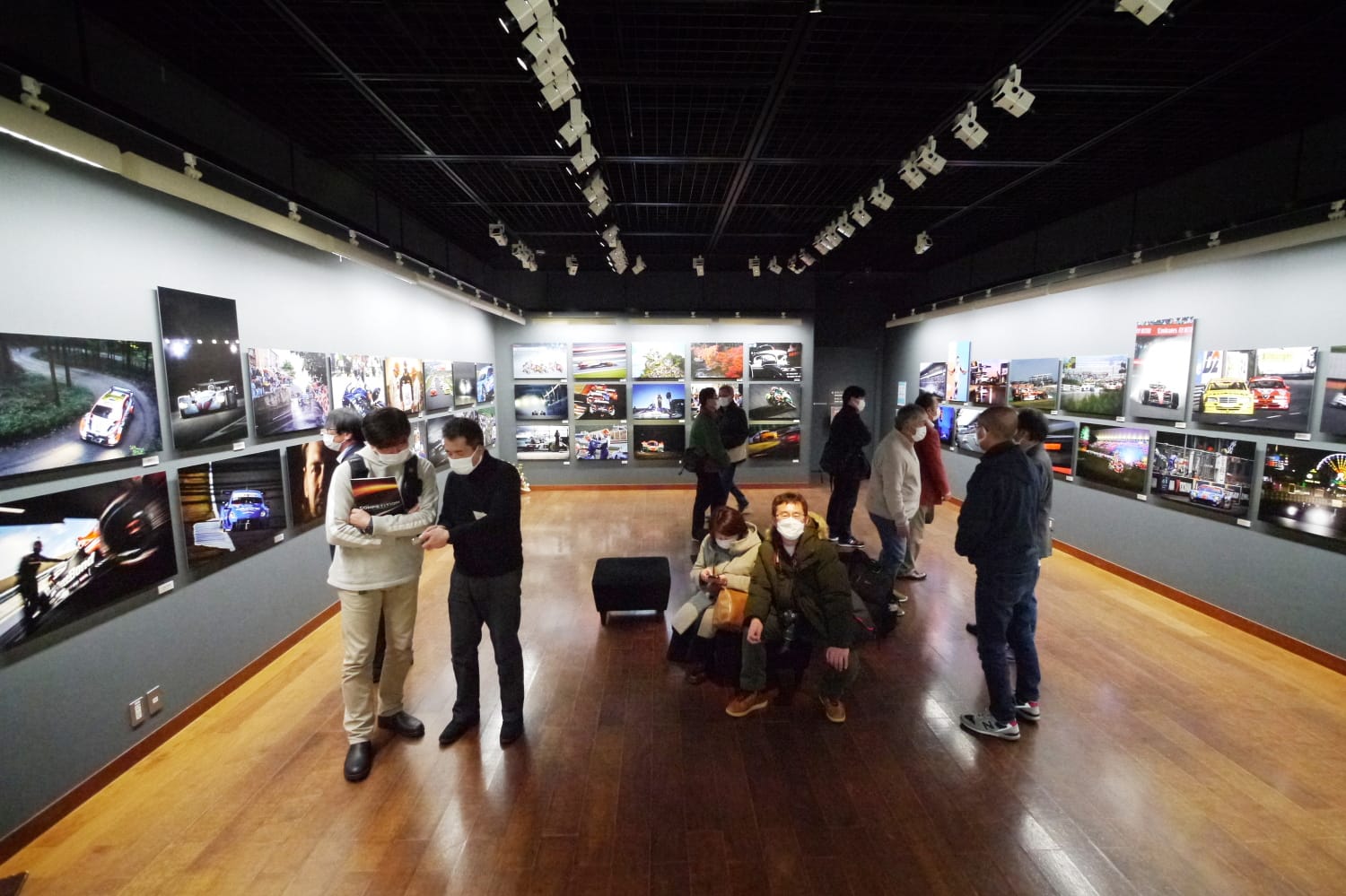 JRPA写真展「COMPETITON」の会場内の様子