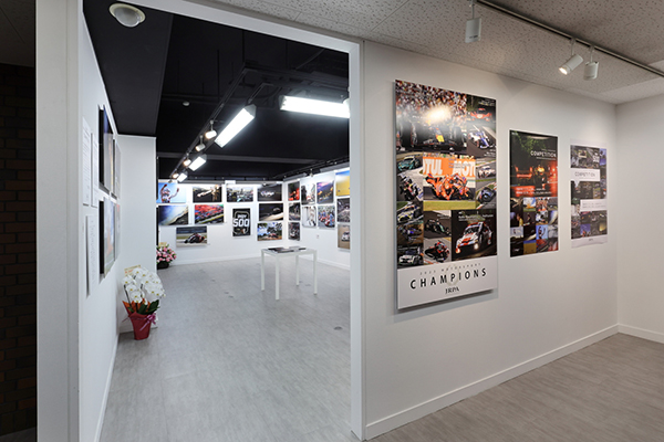 日本レース写真家協会報道写真展「COMPETITION」大阪会場